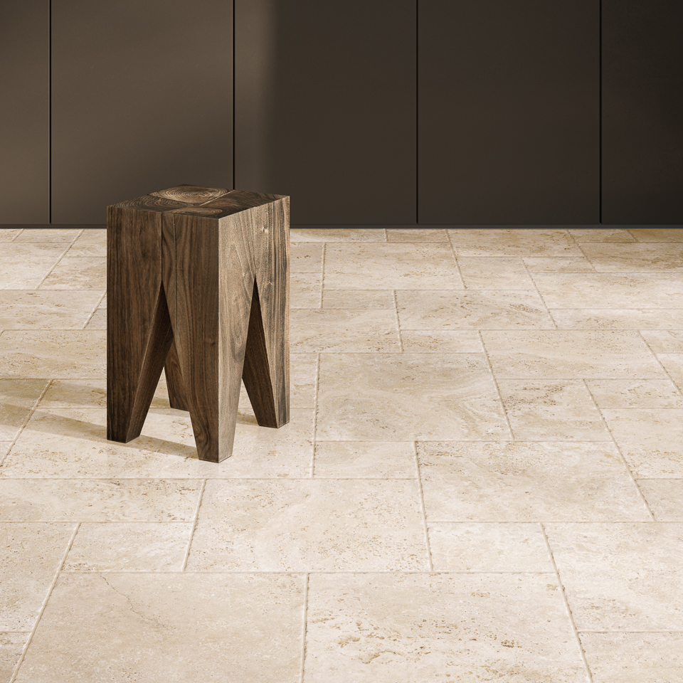 TIBUR BEIGE 20X20 9MM MATT CHISELLED