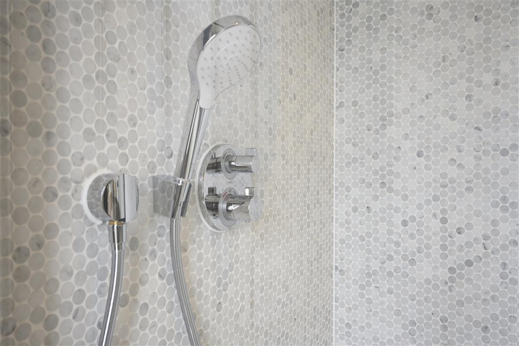 CARRARA COINS 30,5X15 10MM