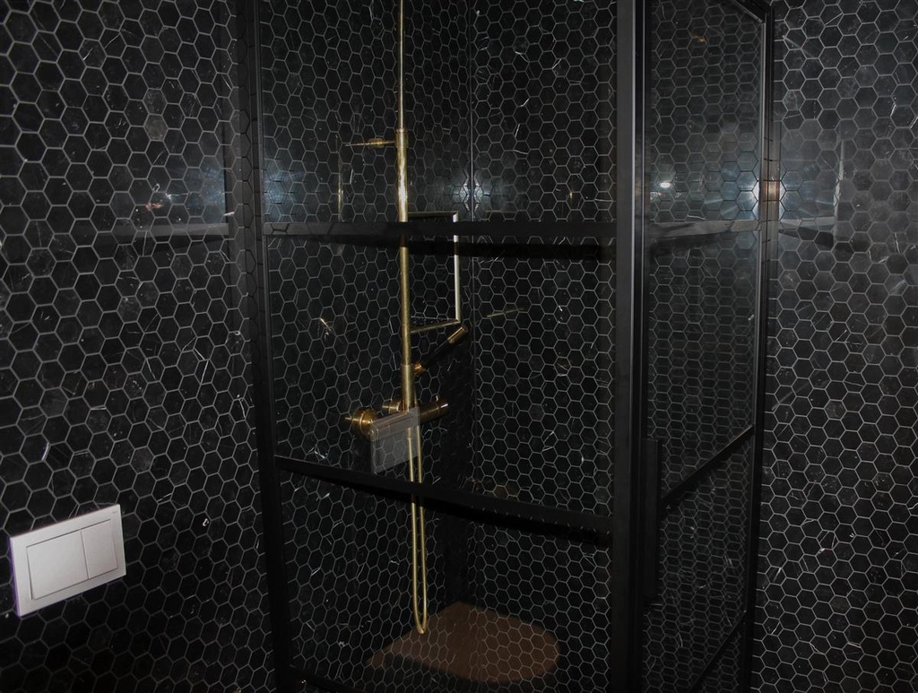 NERO MARMOR HEXAGON 30X30 10MM POLERT