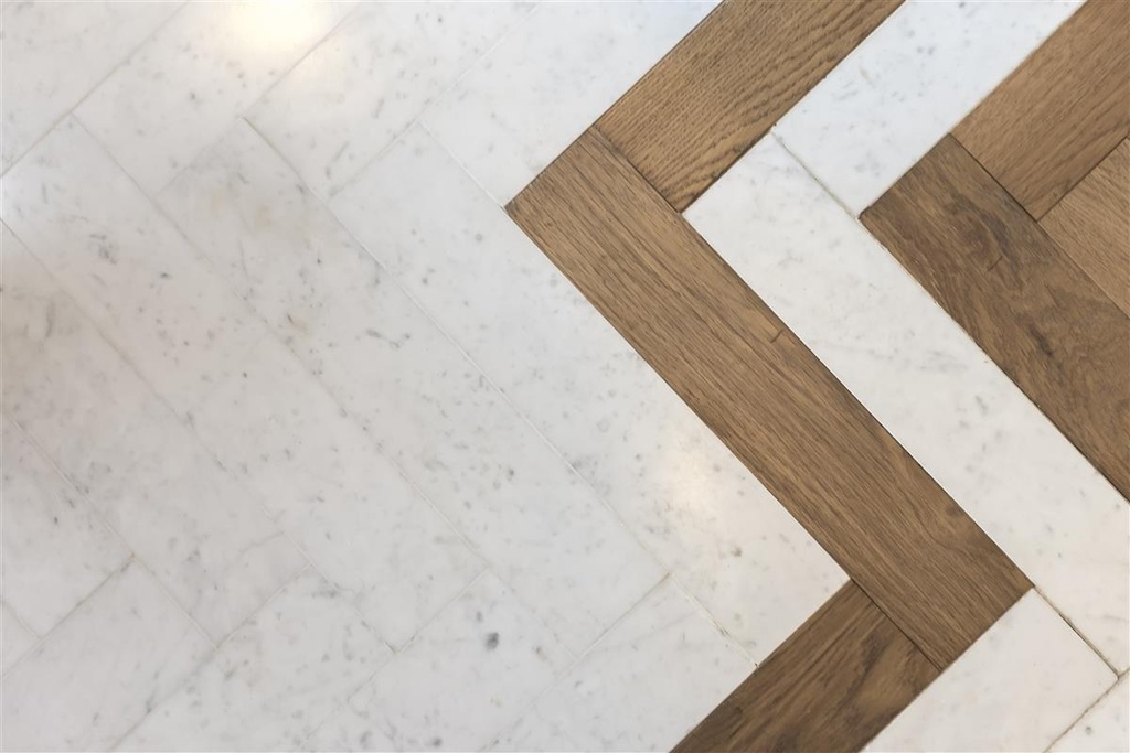 CARRARA MARMOR 7,5X30,5 10MM HONED 1C 
