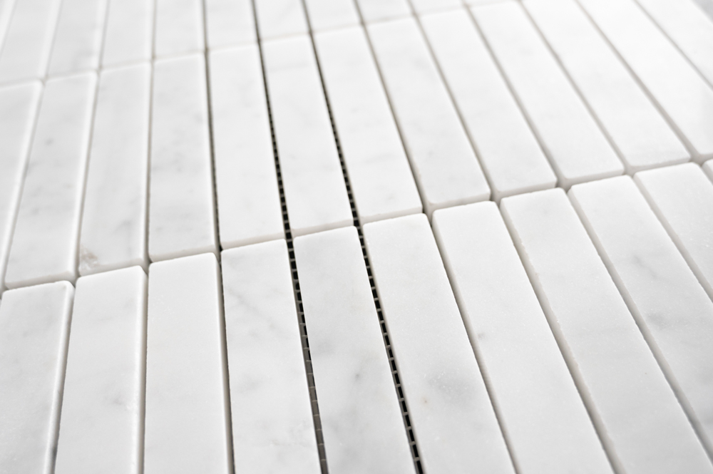 CARRARA PINSTRIPE MOSAIC 30,5X30,3 8MM 