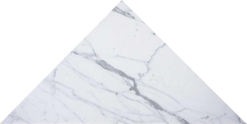 [ULA159] CARRARA WHITE MARMOR TRIANGLE 40X56 10MM HONED (SILKEMATT)