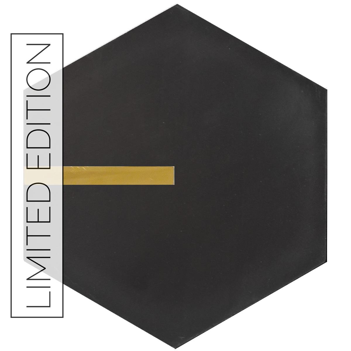 Hexagon Black Brass 17,4X15X1,6 cm