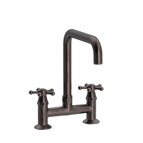 Christiansborg 2-huls køkkenbatteri med U200 mm svingtud